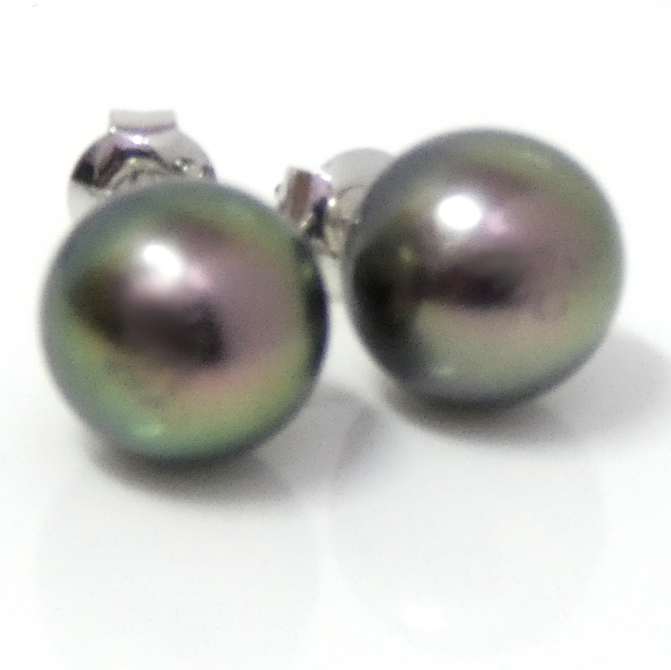 Peacock 9.9mm Tahitian Round Pearl Earrings